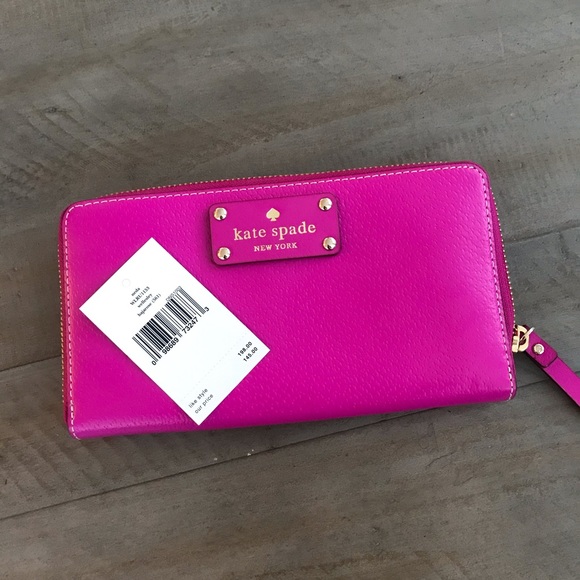 kate spade Handbags - NWT Kate Spade Neda Wellesley Wallet in Bajarose